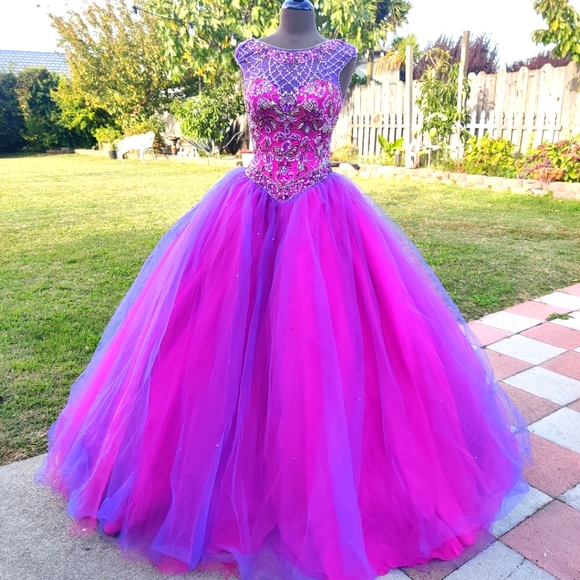 Morí Lee Quinceañera Gown 4 - Picture 1 of 16